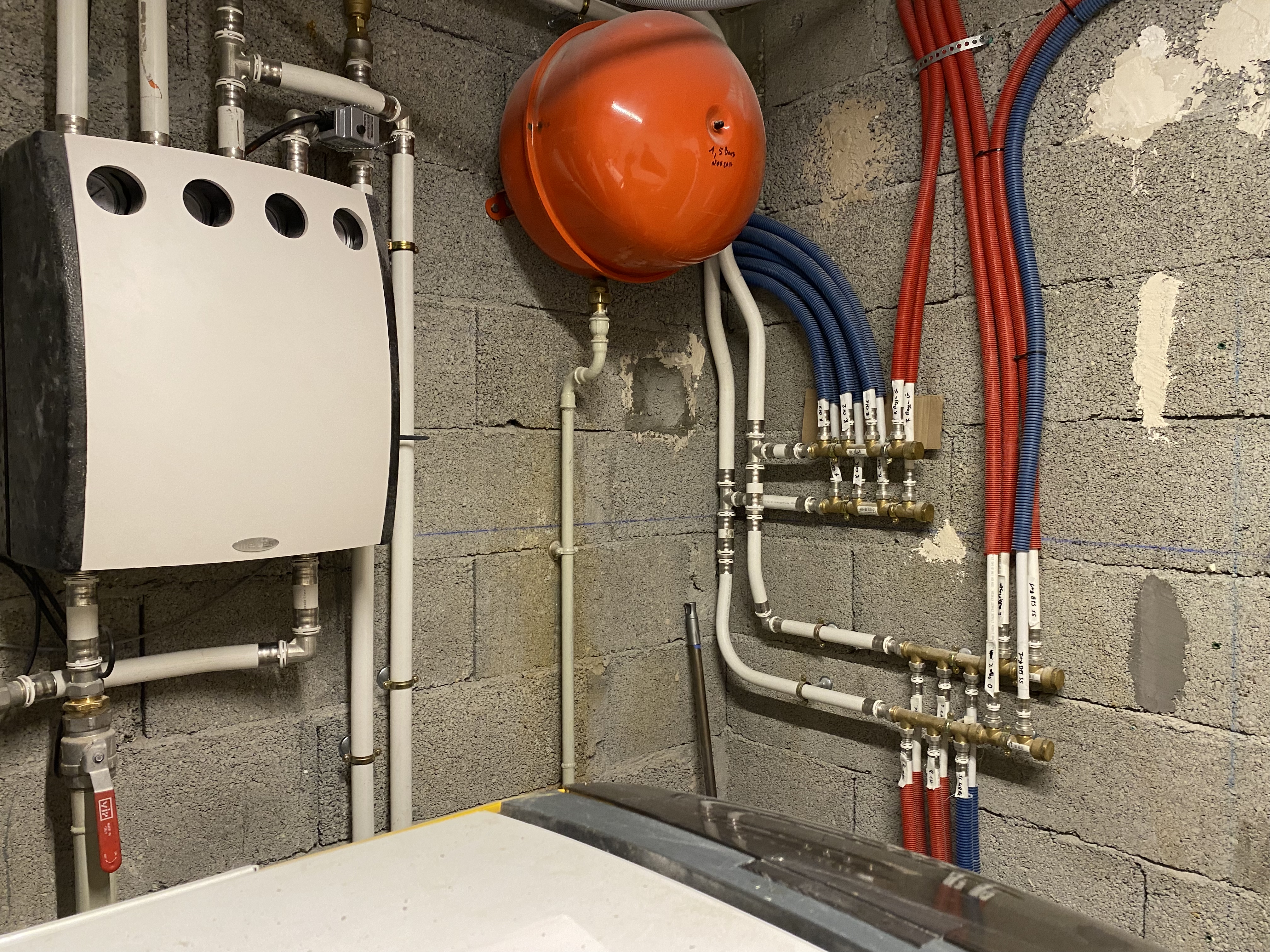 Installation réseau chauffage collecteur Nord-Isère
